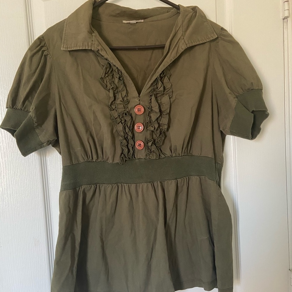 🌸2/$20🌸 Cute top!